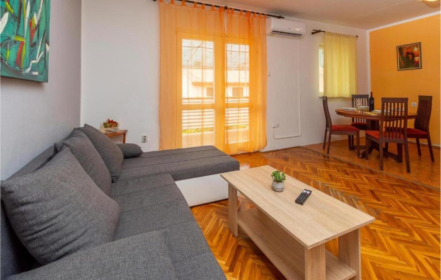 Apartman Ema 4+2 Koromačno Extérieur photo