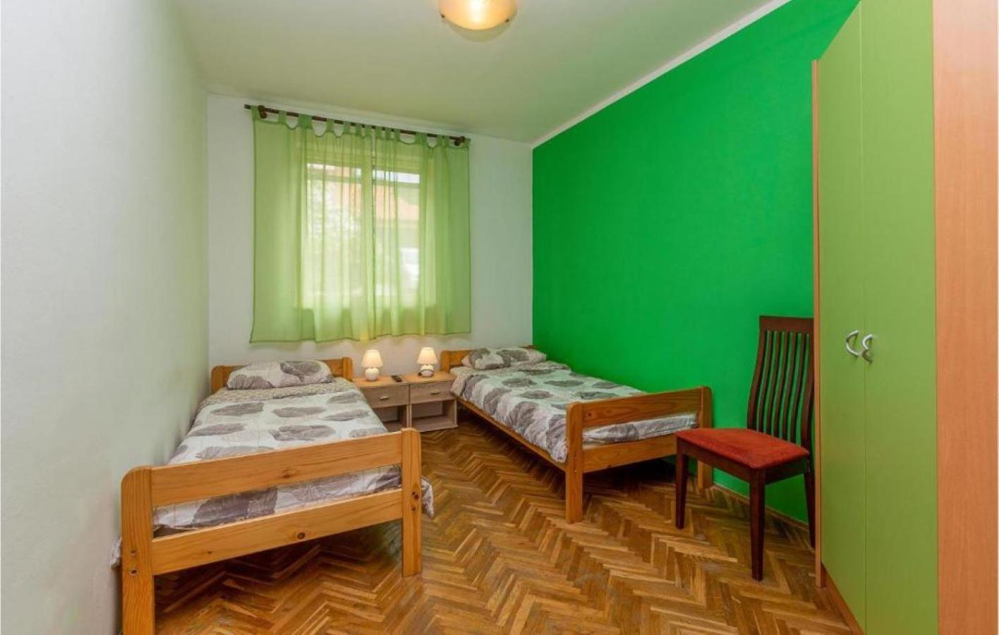 Apartman Ema 4+2 Koromačno Extérieur photo