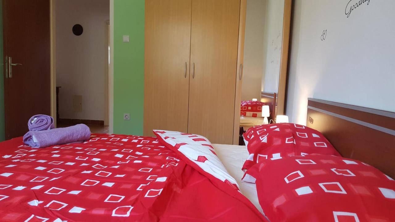 Apartman Ema 4+2 Koromačno Extérieur photo